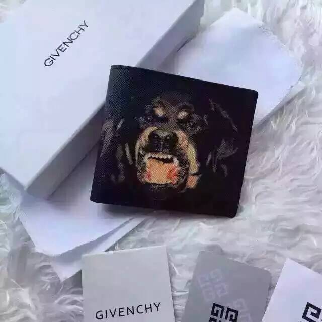 個性的なデザ 人気ブランドGivenchy 実物の写真 N品スーパーコピー代引き対応国内発送後払い安全必ず届く優良サイト